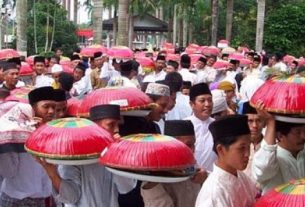 Budaya Nganggung Bangka Tradisi Masyarakat Bangka