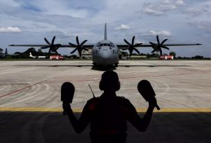 TNI AU Sambut 4 Pesawat Super Hercules C-130J Baru