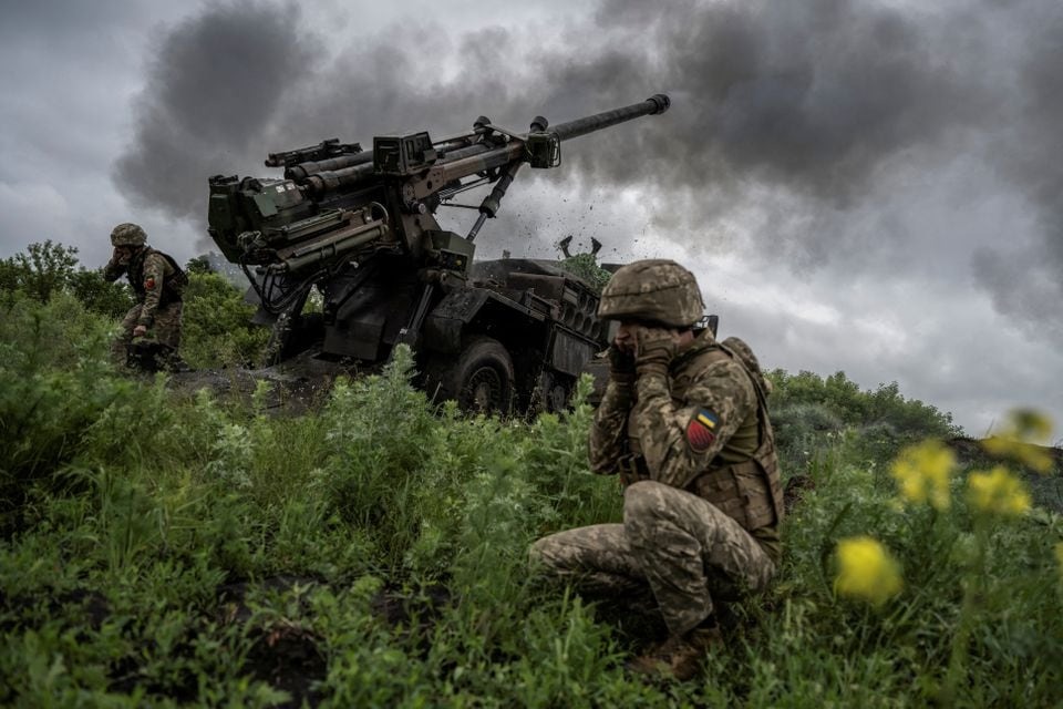 Ukraina Membeli Enam Howitzer Caesar Prancis