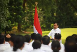 Presiden Prabowo Umumkan Kenaikan 6,5% Upah Minimum Tahun 2025