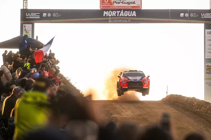 Fourmaux Terlempar dari Pertarungan Pemenang WRC Portugal