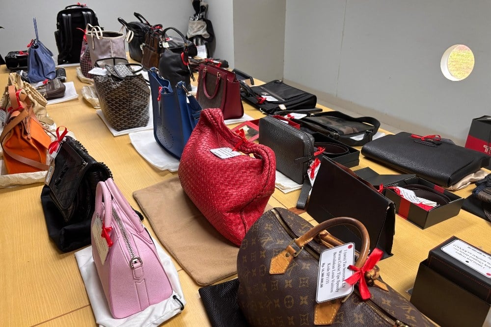 KPK Lelang Serentak Apartemen-Tas LV Hasil Korupsi