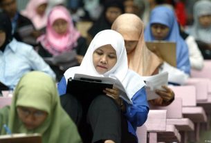 Polemik Wacana ASN Pensiun di Usia 70 Tahun