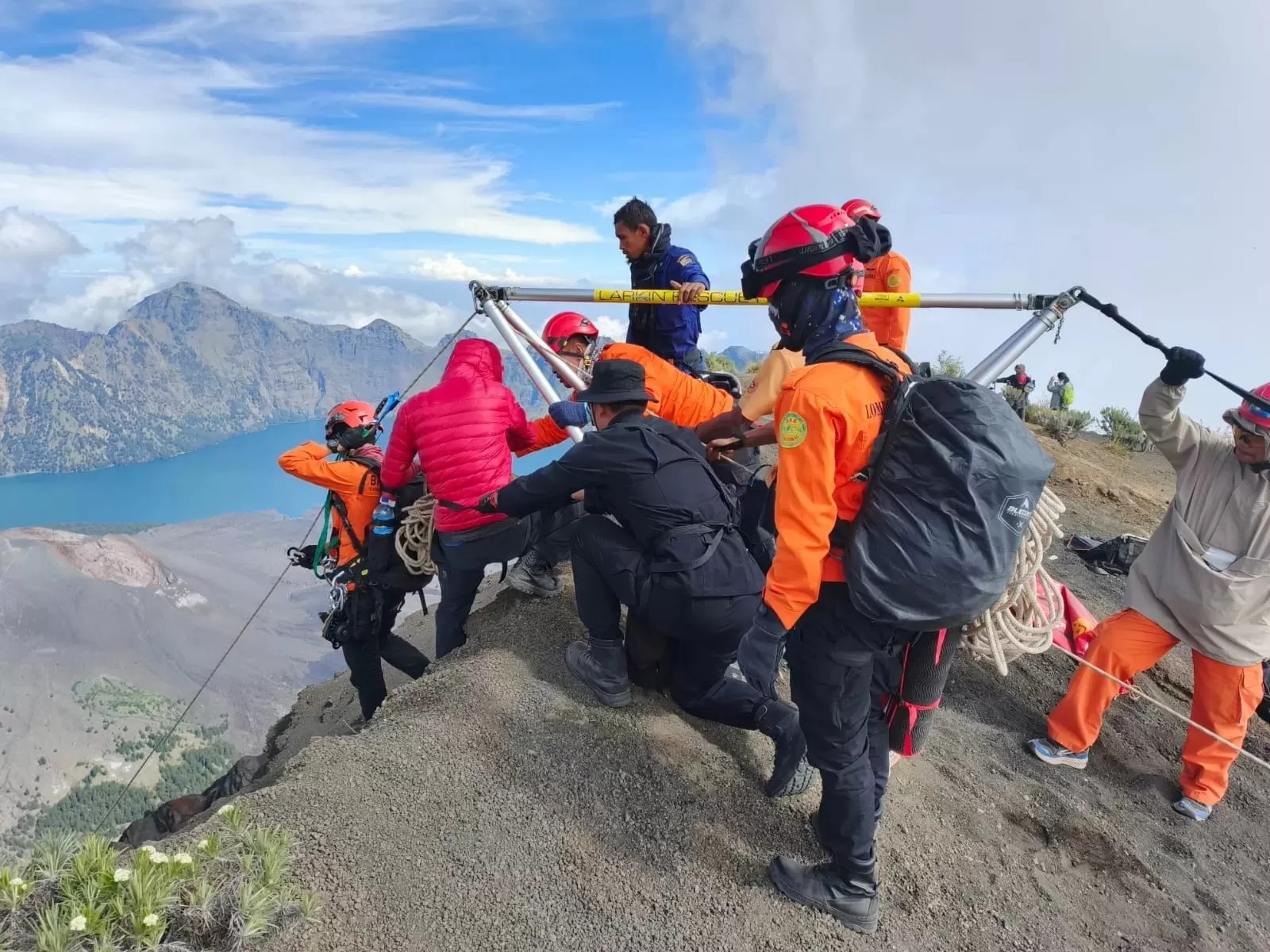 Evakuasi Pendaki Brasil, Jalur Pendakian Rinjani Ditutup Sementara
