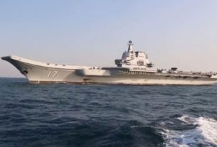 Kapal Induk Tiongkok Shandong Mengunjungi Hong Kong