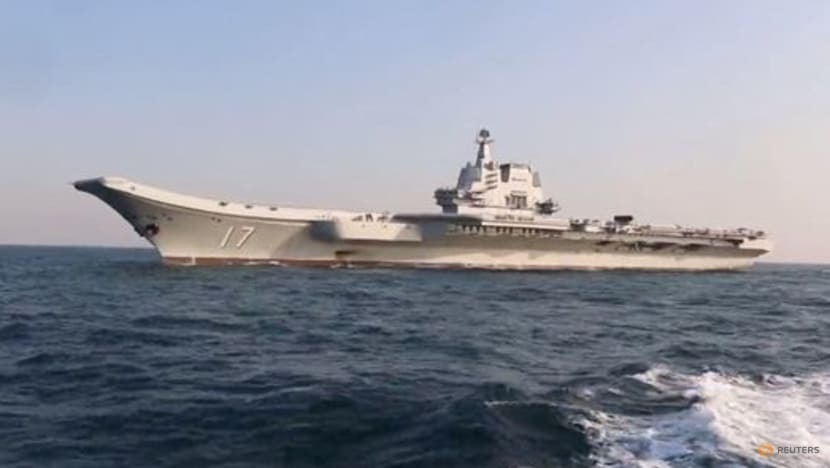 Kapal Induk Tiongkok Shandong Mengunjungi Hong Kong