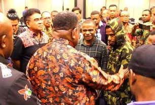 Lima Pemberontak Papua Meninggalkan Perjuangan Bersenjata, Ikrar Setia kepada Indonesia