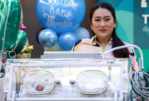 Ribuan Warga Turun ke Jalan, Minta PM Thailand Mundur