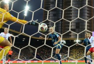 Euro 2025, Swedia Menang 3-0 Atas Polandia