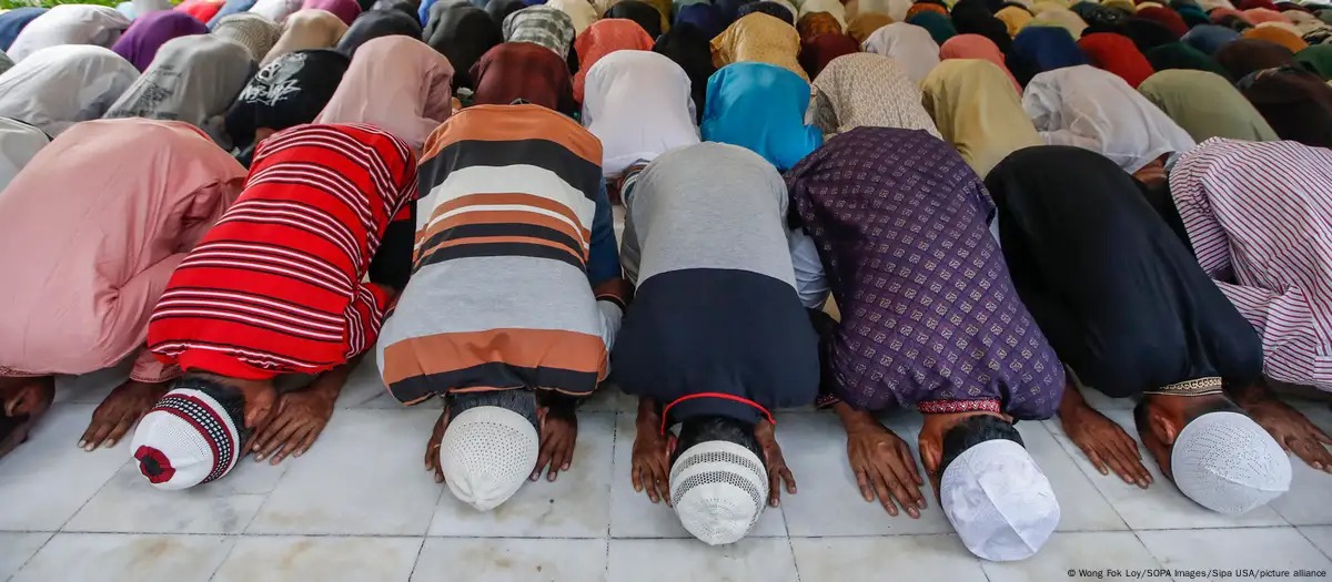 Malaysia Menghadapi Meningkatnya Konservatisme Islam