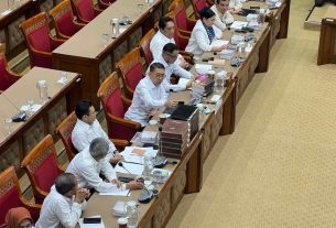PDIP Ungkap Banyak Sejarawan Mundur di Proyek Sejarah Nasional Fadli Zon