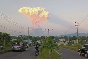Penerbangan di Bandara Bali Terganggu Pasca Letusan Gunung Lewotobi