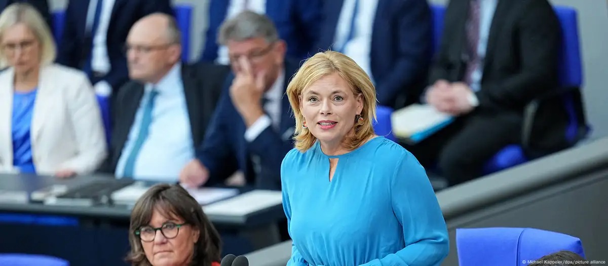 Presiden Bundestag Tolak Kibar Bendera Pelangi di Parlemen